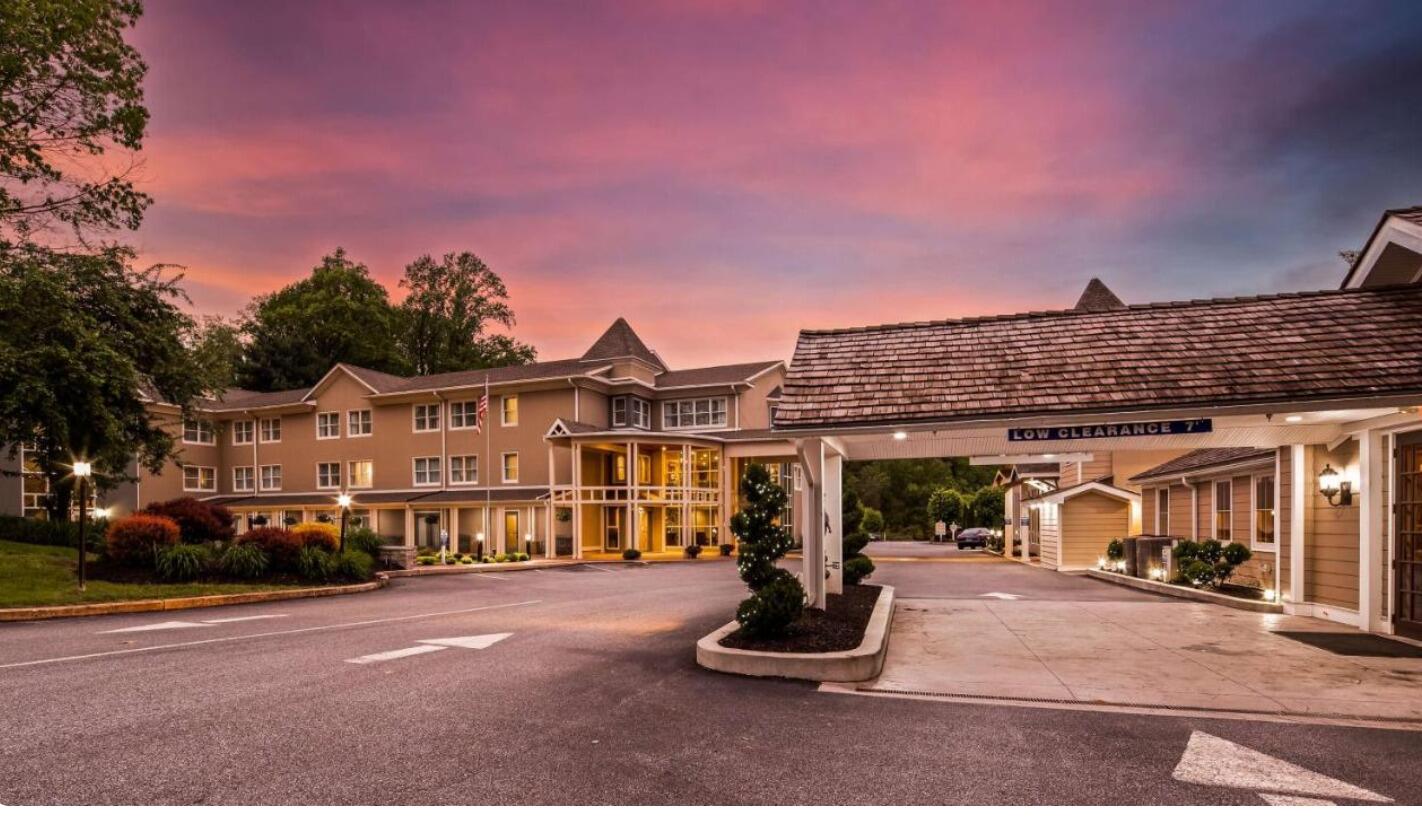Picture of Mendenhall Inn Restaurant
