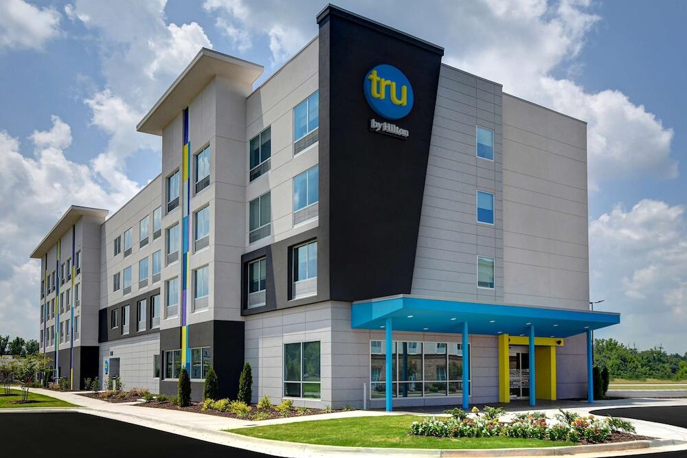 Picture of Tru By Hilton Macon North, GA