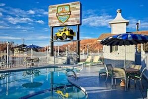 Picture of Expedition Lodge