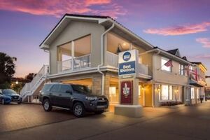 Picture of Best Western Historic Bayfront