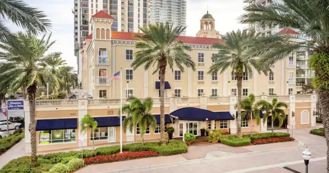 Picture of Hampton Inn & Suites St. Petersburg/Downtown