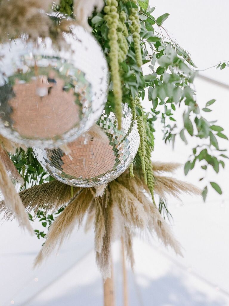 Lovely disco ball table decor.