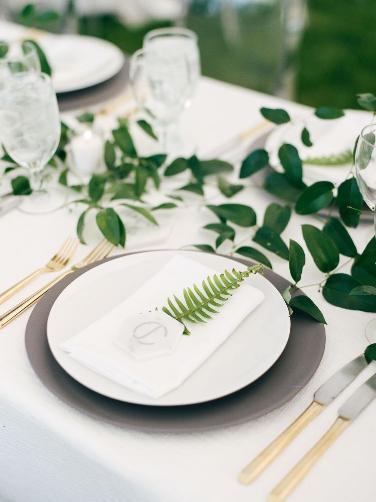 simple place setting with fern greenery