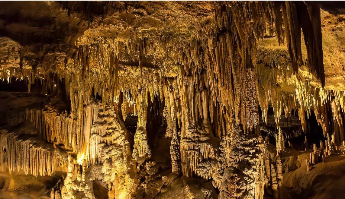 Picture of Diamond Caverns
