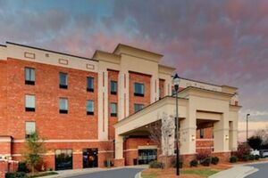 Picture of Hampton Inn & Suites Hartsville