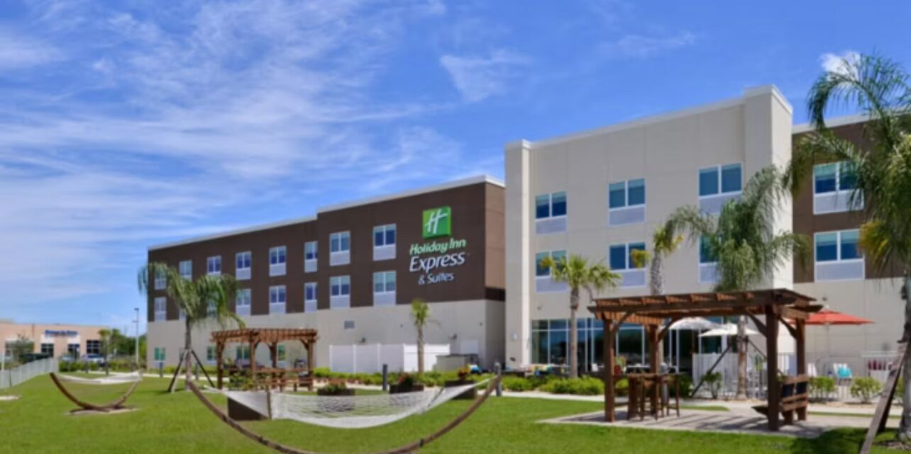 Picture of Holiday Inn Express & Suites