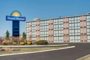 Picture of Days Hotel by Wyndham Toms River Jersey Shore
