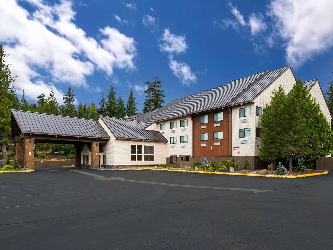 Picture of Best Western Mt. Hood Inn