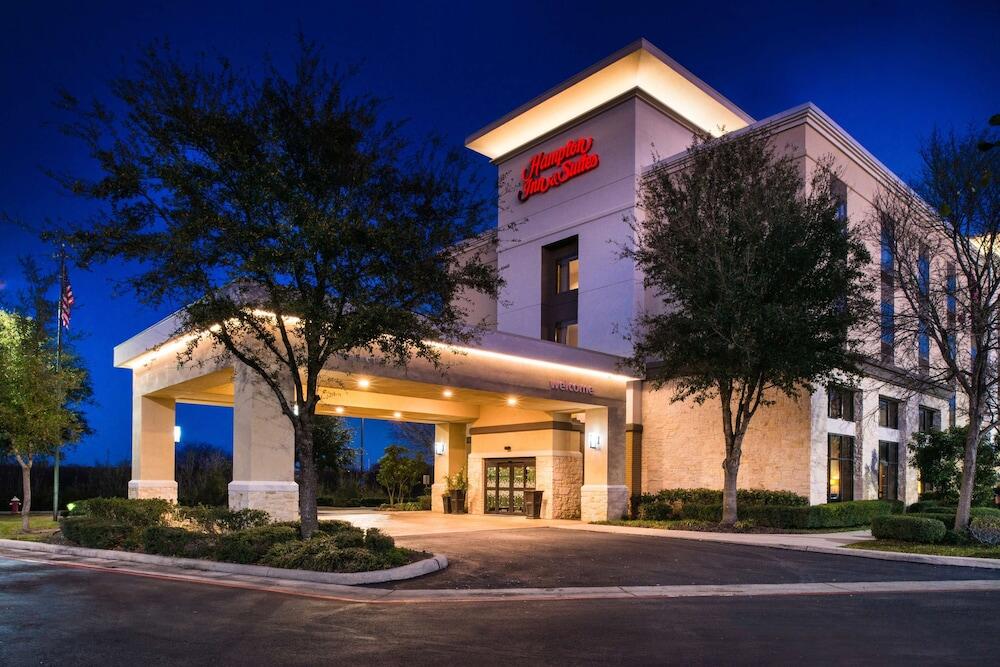 Picture of Hampton Inn & Suites Schertz