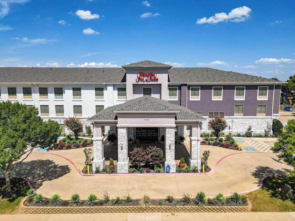 Picture of Hampton Inn & Suites Denton