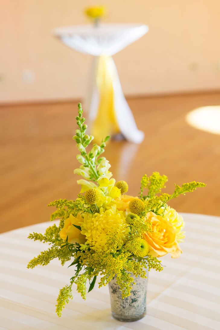 At the cocktail hour, the couple wanted full southern hospitality. They had an open bar with passed appetizers and comfort foods.