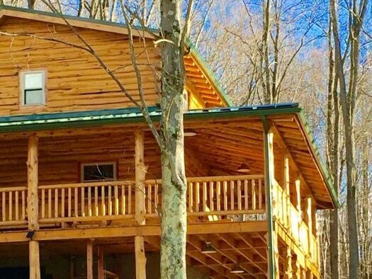 Picture of Diamond Lake Cabins - Big Red