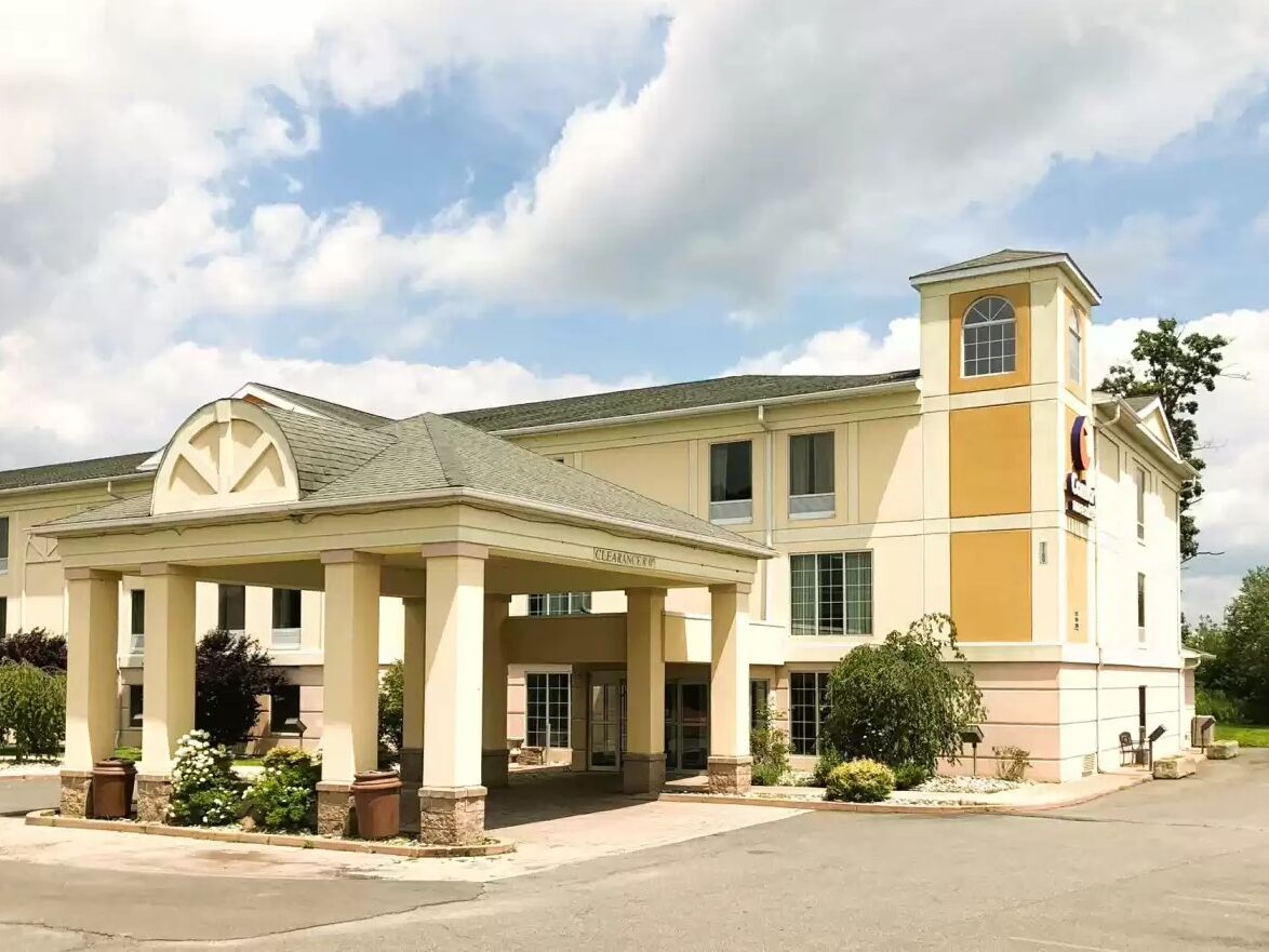Picture of Comfort Inn & Suites