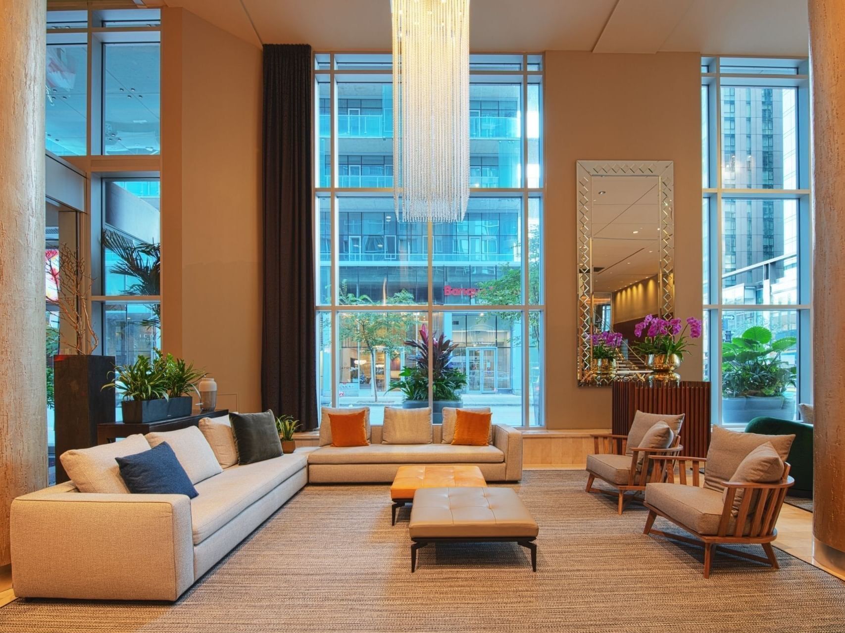 Picture of Warwick Le Crystal Montréal