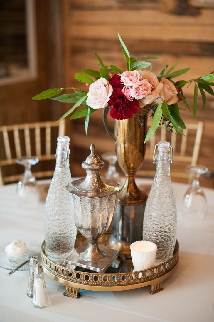 Glass, Lantern and Vase Centerpieces