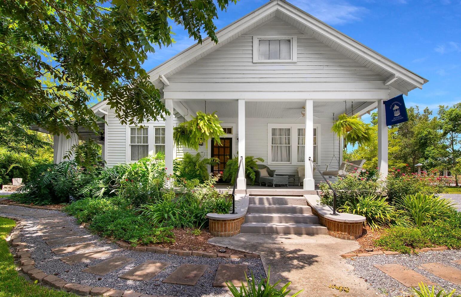 Picture of Blue Heron Bed and Breakfast