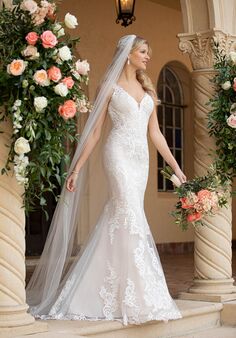 Stella York 7100 Mermaid Wedding Dress