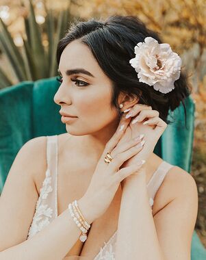 AW Bridal AW BRIDAL Flower Wedding Hair Accessories for Brides Hair Clip Wedding Hair Piece Boho Bridal Hair Accessories Hair Barrettes for Women Wedding Ivory Pins, Combs + Clip