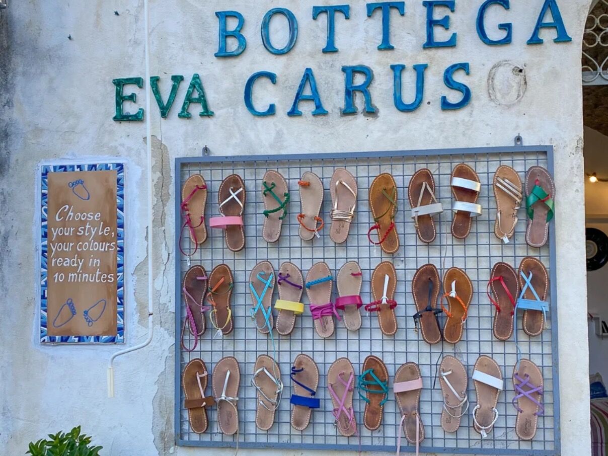 Picture of La Bottega Eva Caruso