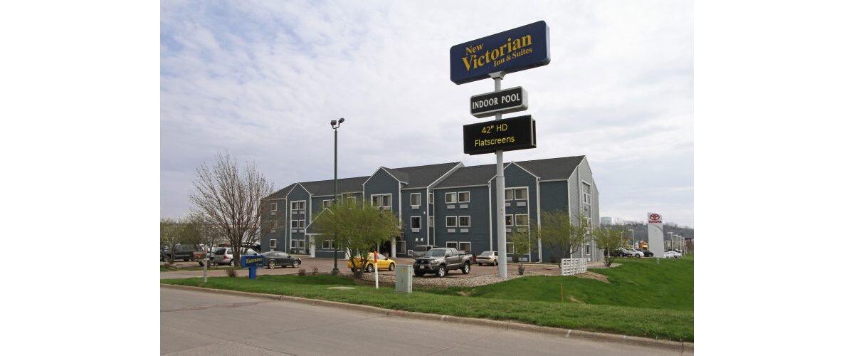 Picture of New Victorian Inn & Suites