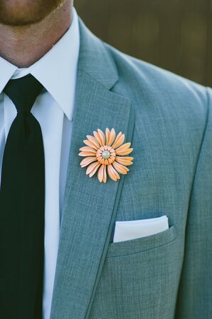 Floral Peach Brooch Boutonniere