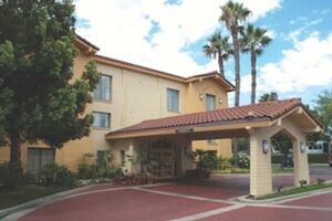 Picture of La Quinta Inn by Wyndham San Diego Vista