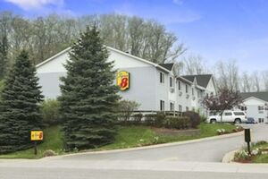 Picture of Super 8 by Wyndham Manistee