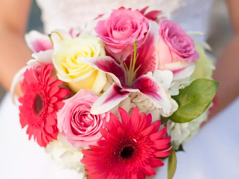 White Daisy, Rose and Tiger Lily Bouquet