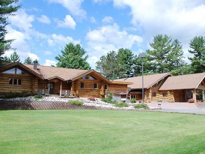 Picture of Laurentian Lodge