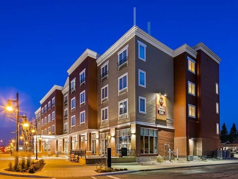 Picture of Best Western Plus Chateau Inn Sylvan Lake
