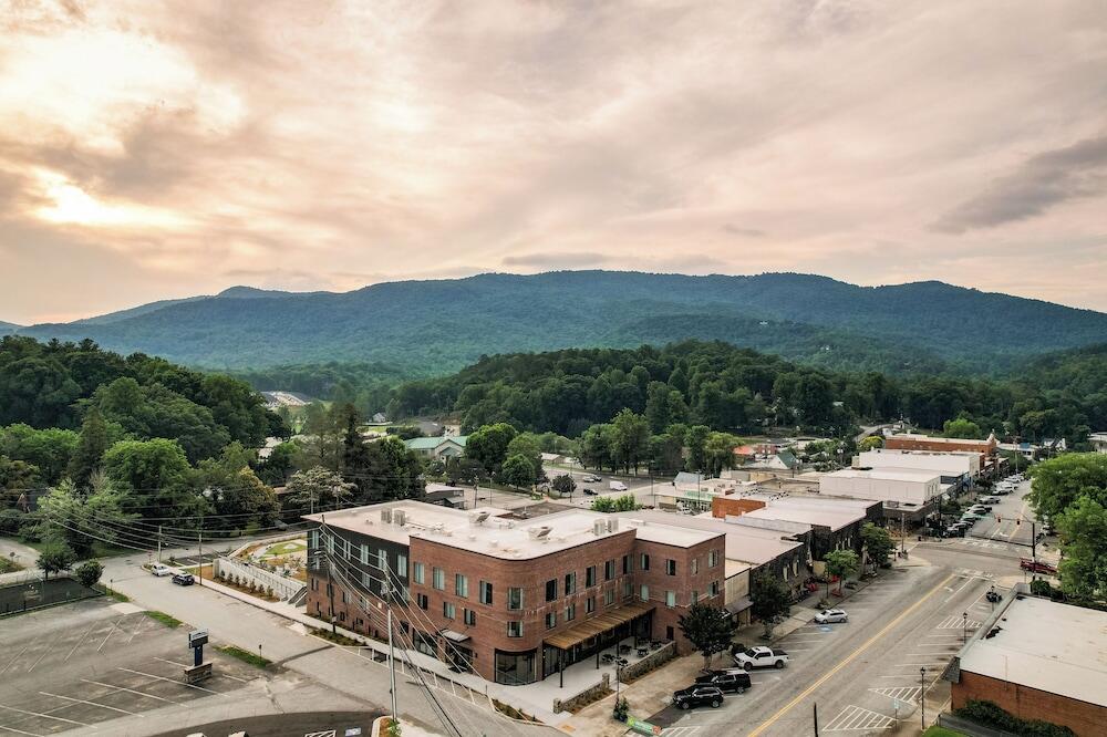 Picture of Bridge Creek Inn