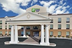 Picture of Holiday Inn Express Hotel & Suites Lebanon an IHG Hotel