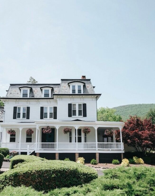 Picture of Mountainville Manor
