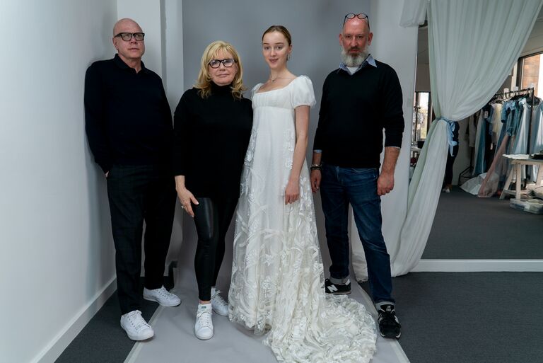 bridgerton wedding dress daphne and costume department