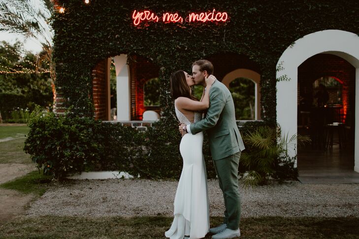 Modern Couple at Flora Farms in San Jose del Cabo, Mexico