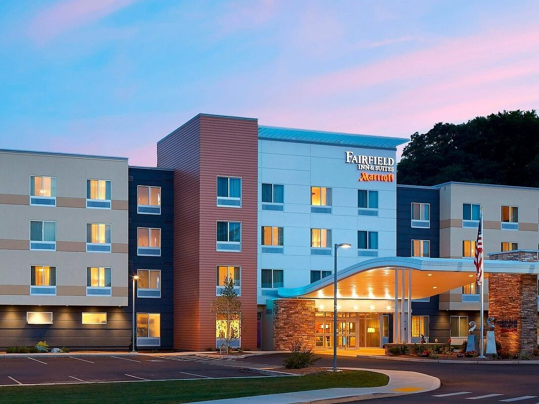 Picture of Fairfield Inn & Suites Springfield Northampton / Amherst