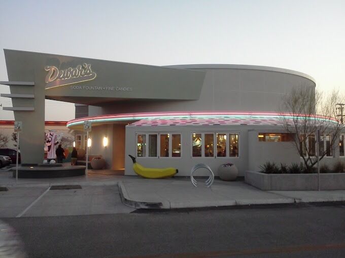 Picture of Dewar's Candy Shop