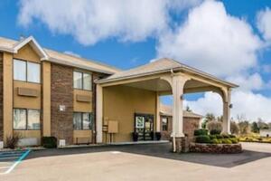 Picture of Quality Inn I-74 Batesville
