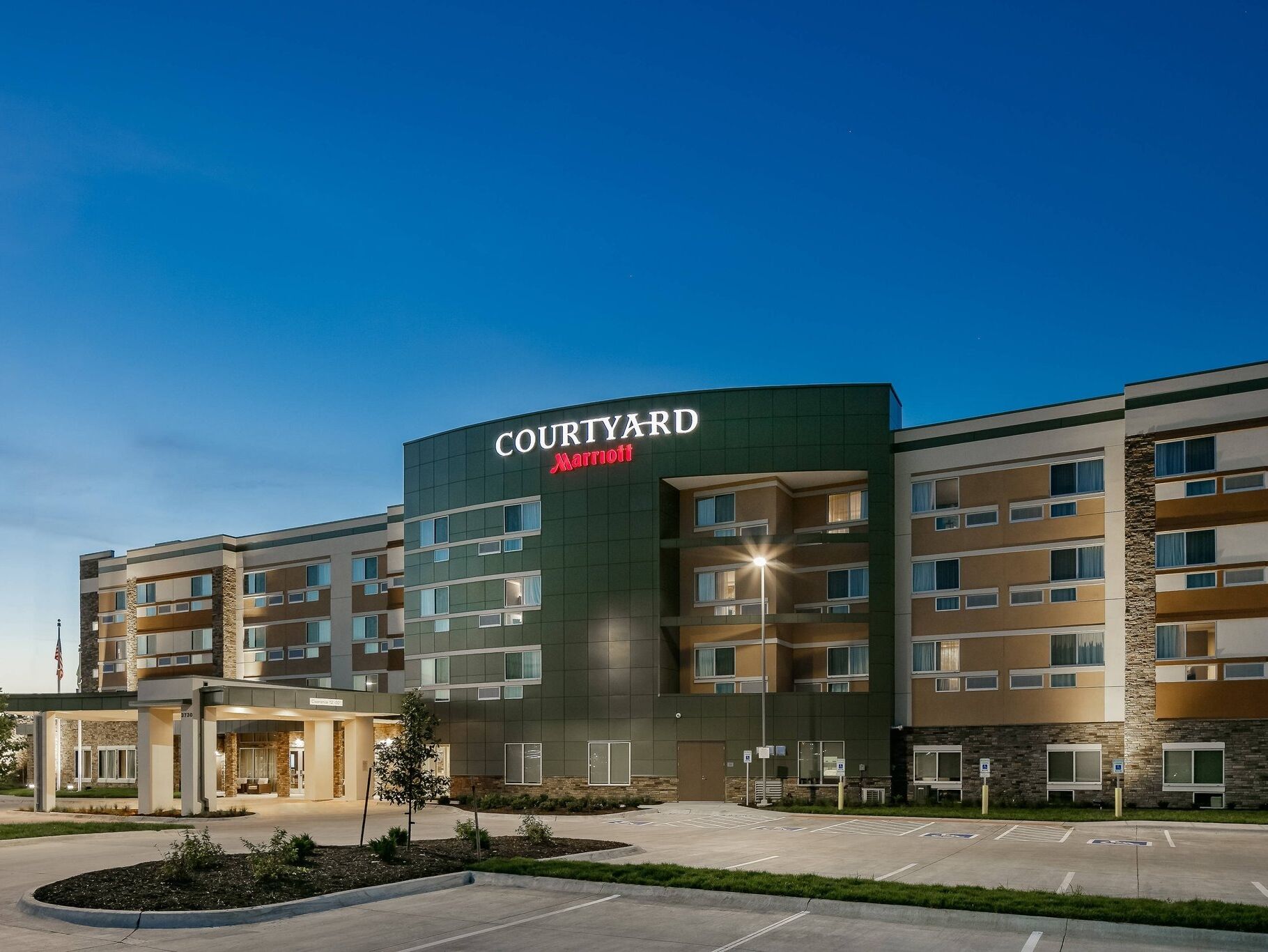 Picture of Courtyard Omaha Bellevue at Beardmore Event Center