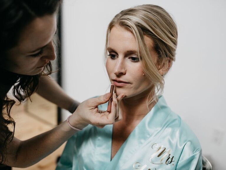 Denver bride gets her makeup done by Glam5280. 