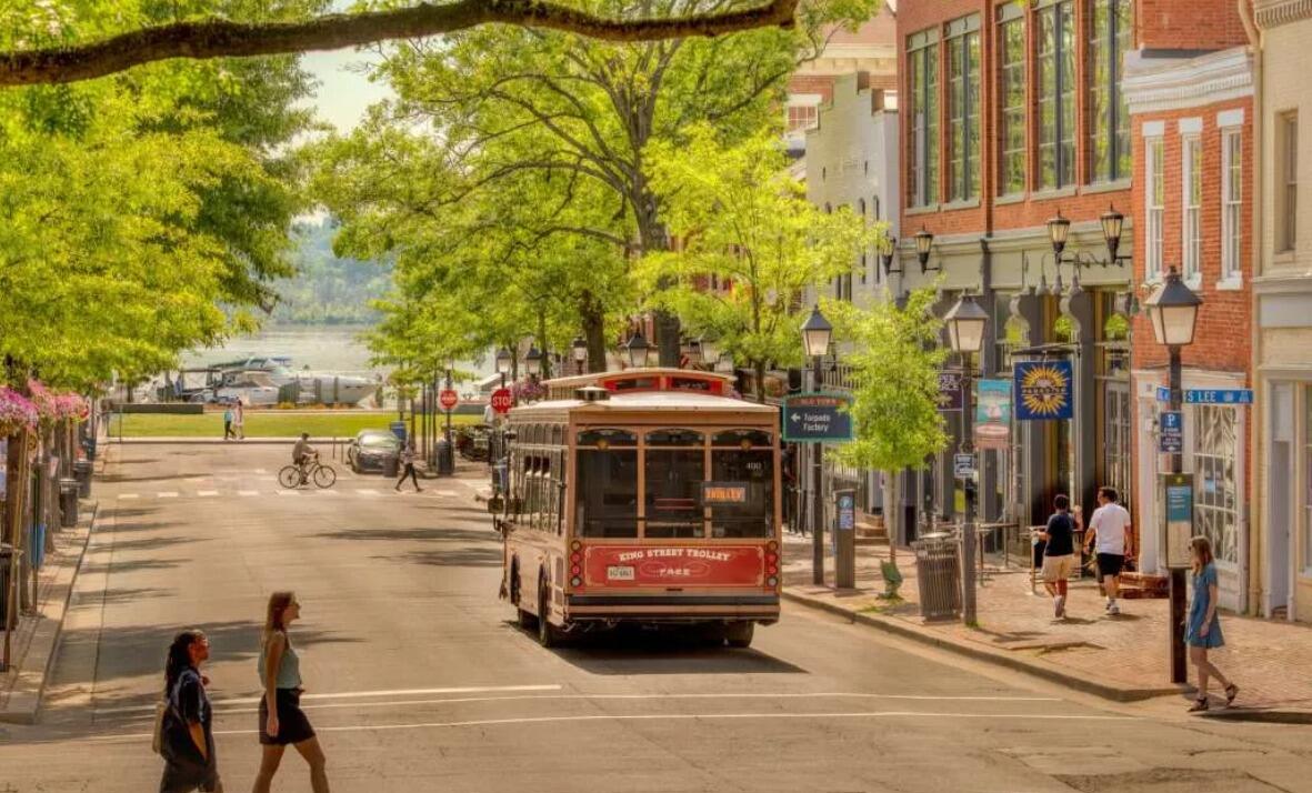 Picture of Old Town Alexandria Waterfront