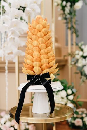 Madeleine Tower for Wedding Dessert at the Academy of Music in Philadelphia was Packed