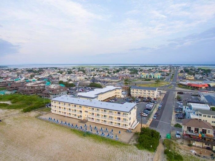Picture of Drifting Sands Oceanfront Hotel