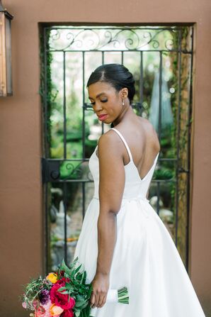 Bridal Portraits at the Kimpton Brice Hotel in Savannah, Georgia