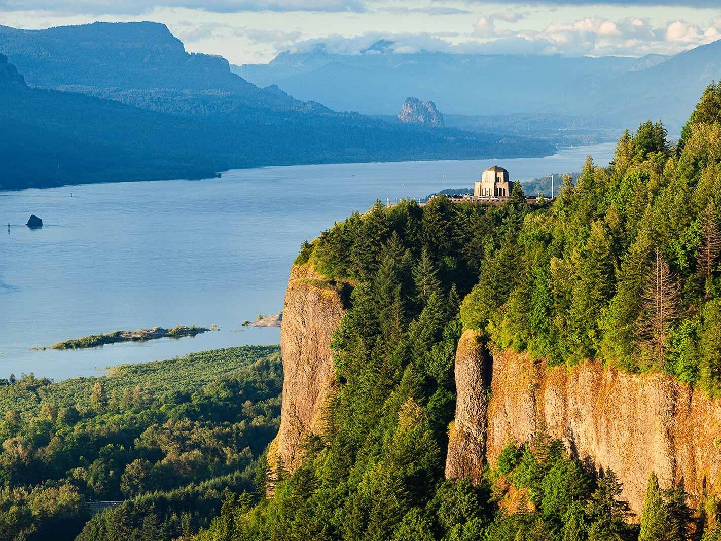 Picture of Vista House at Crown Point
