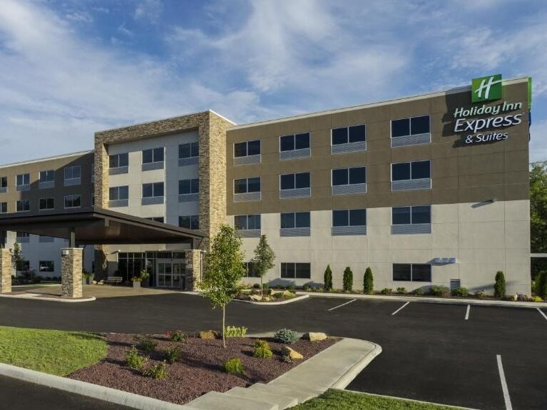Picture of Holiday Inn Express & Suites Medina