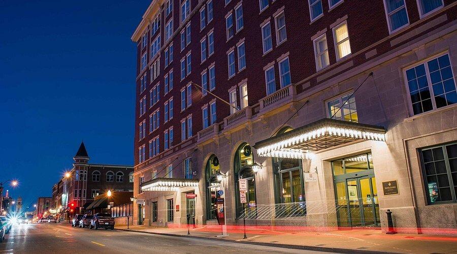 Picture of Hotel Julien Dubuque