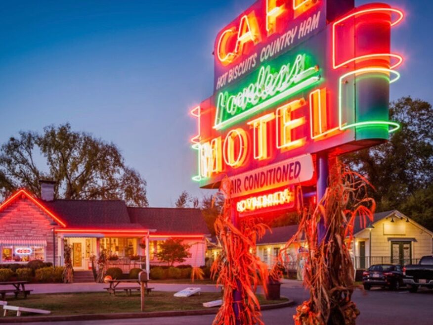 Picture of The Loveless Cafe