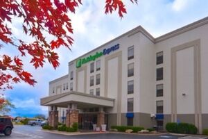 Picture of Holiday Inn Express Fayetteville Univ of AR Area an IHG Hotel