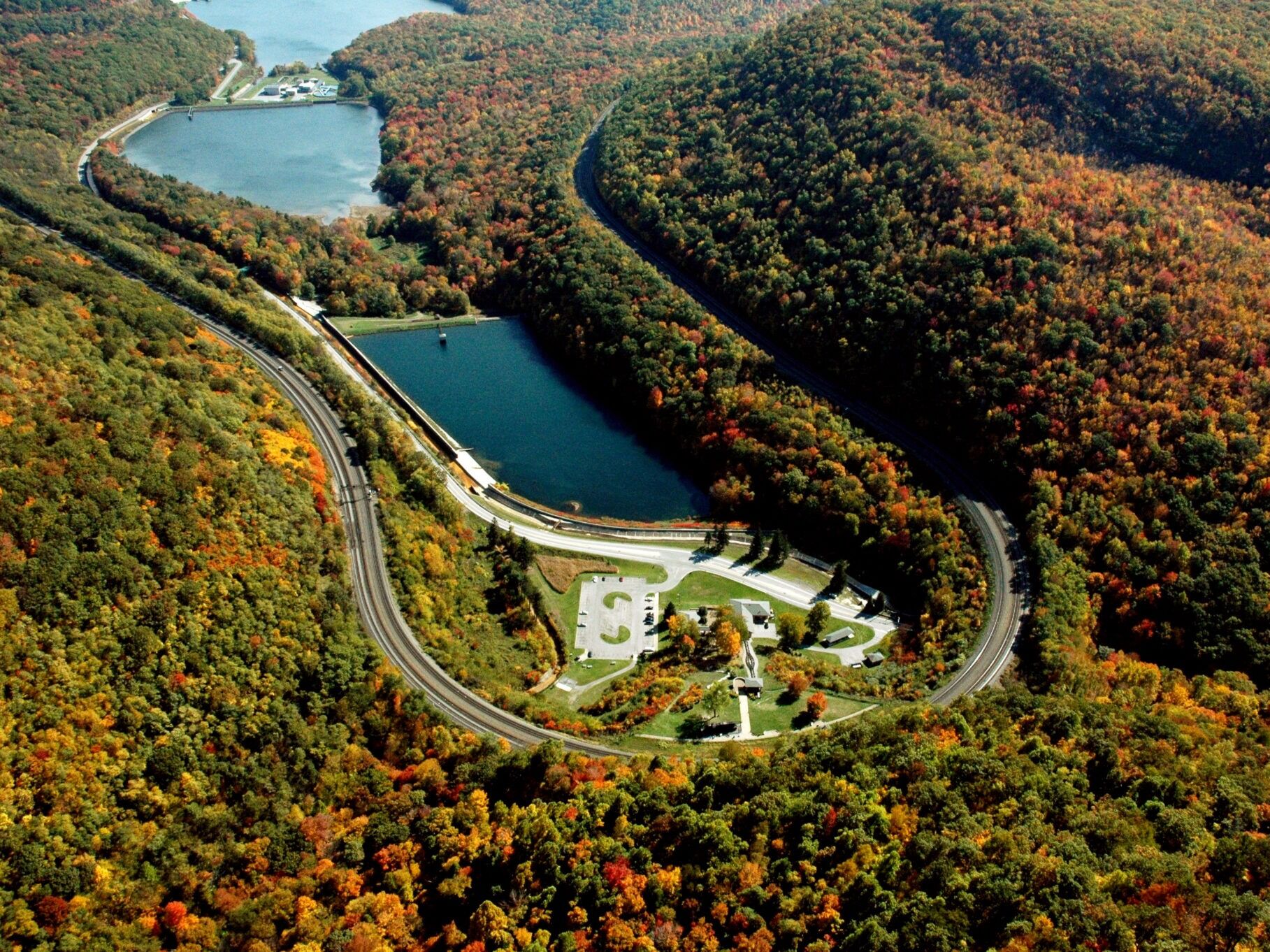 Picture of World Famous Horseshoe Curve